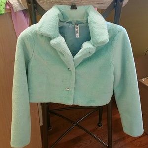 Faux fur cropped girls jacket.